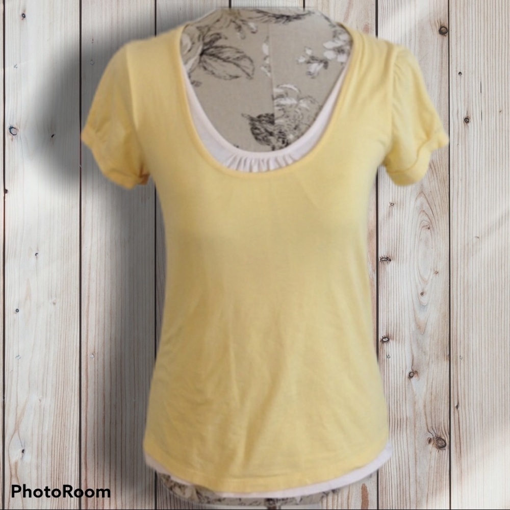 𝅺michael Kors Yellow Short Sleeve Top M